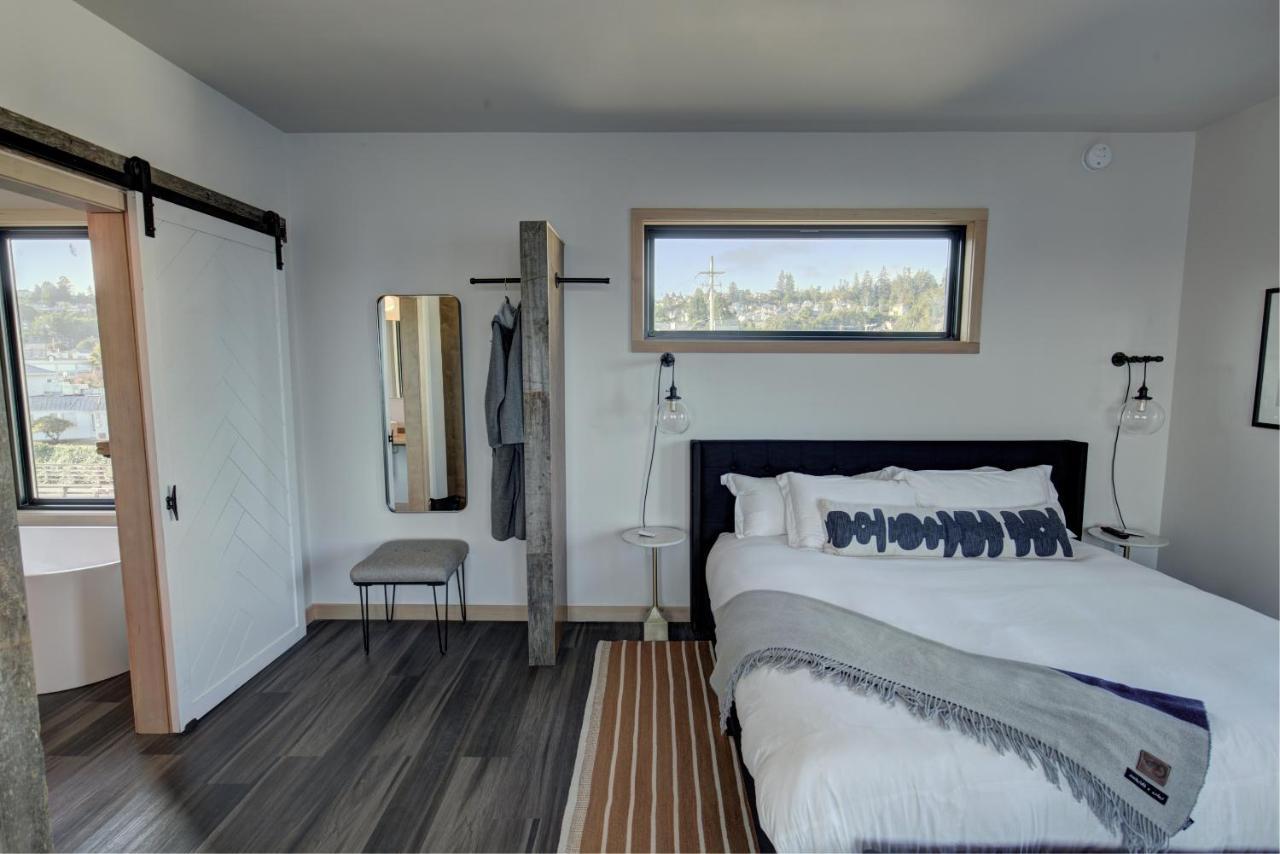 Bowline Hotel Астория Экстерьер фото