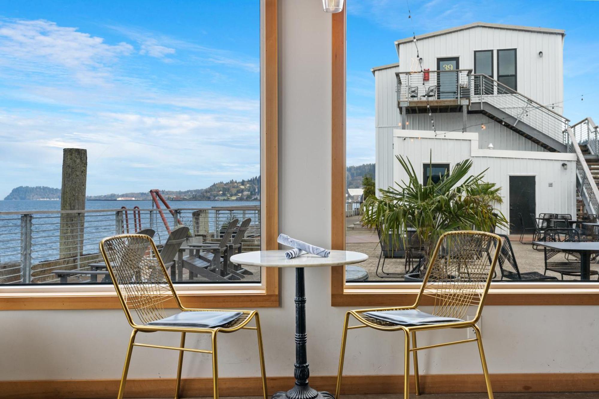 Bowline Hotel Астория Экстерьер фото